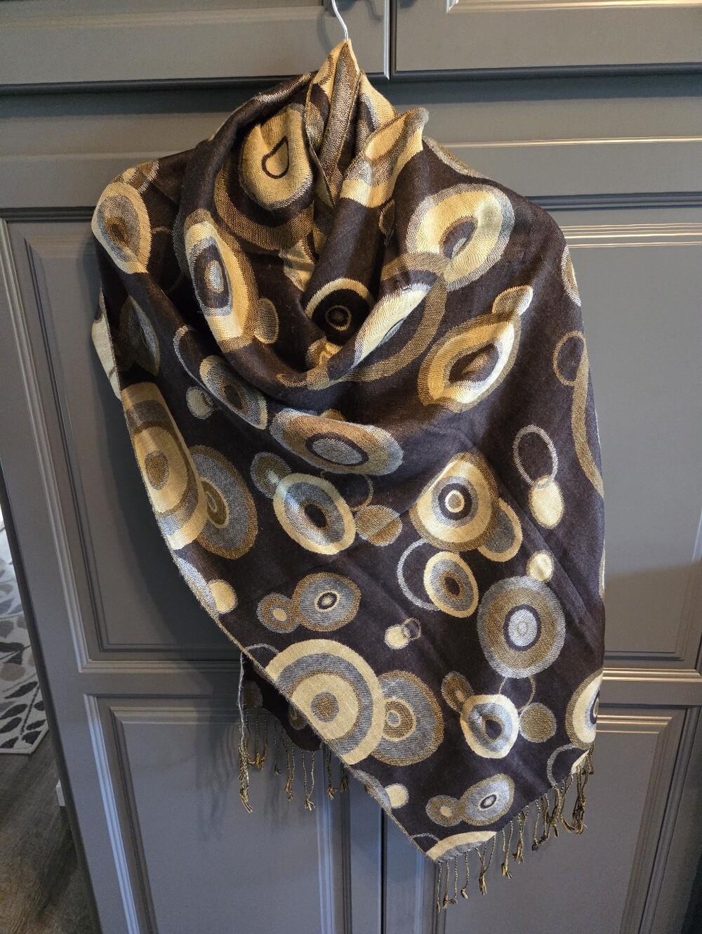PASHMINA AND SILK WRAP